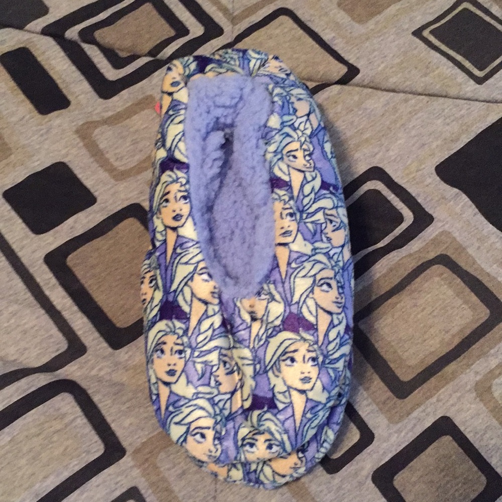 🆕 Disney frozen II Elsa slipper socks